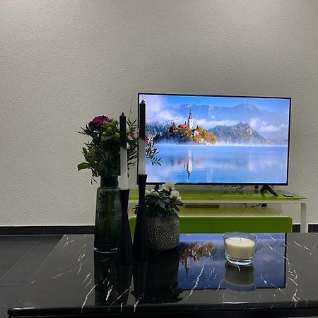 2 Zimmer Wohnung Zur Taegliche Miete Hechingen Buitenkant foto